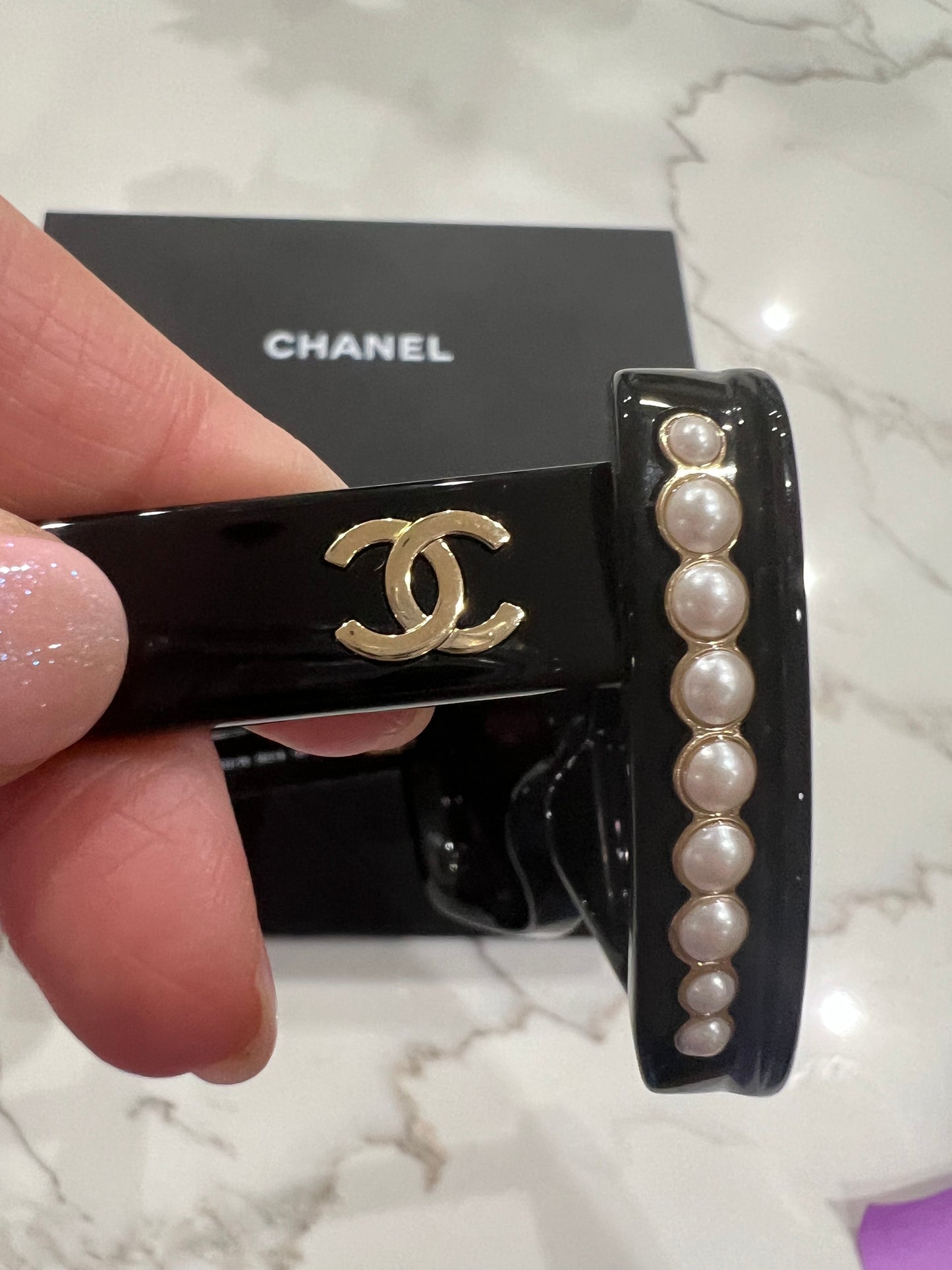 CHANEL Acetate Pearl Cat Eye CC Sunglasses