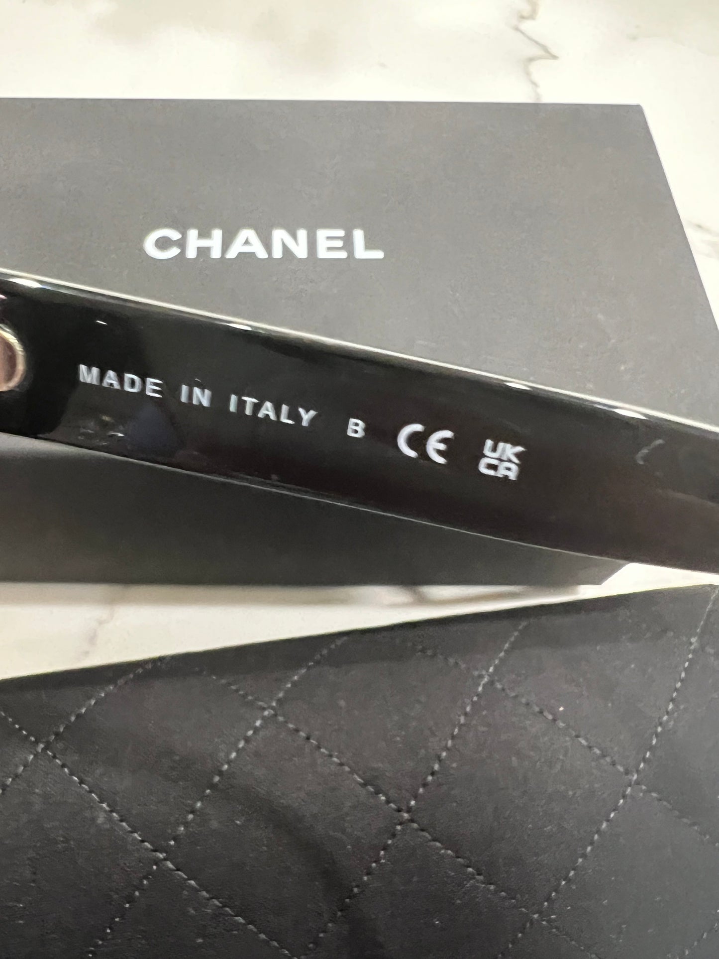 CHANEL Acetate Pearl Cat Eye CC Sunglasses