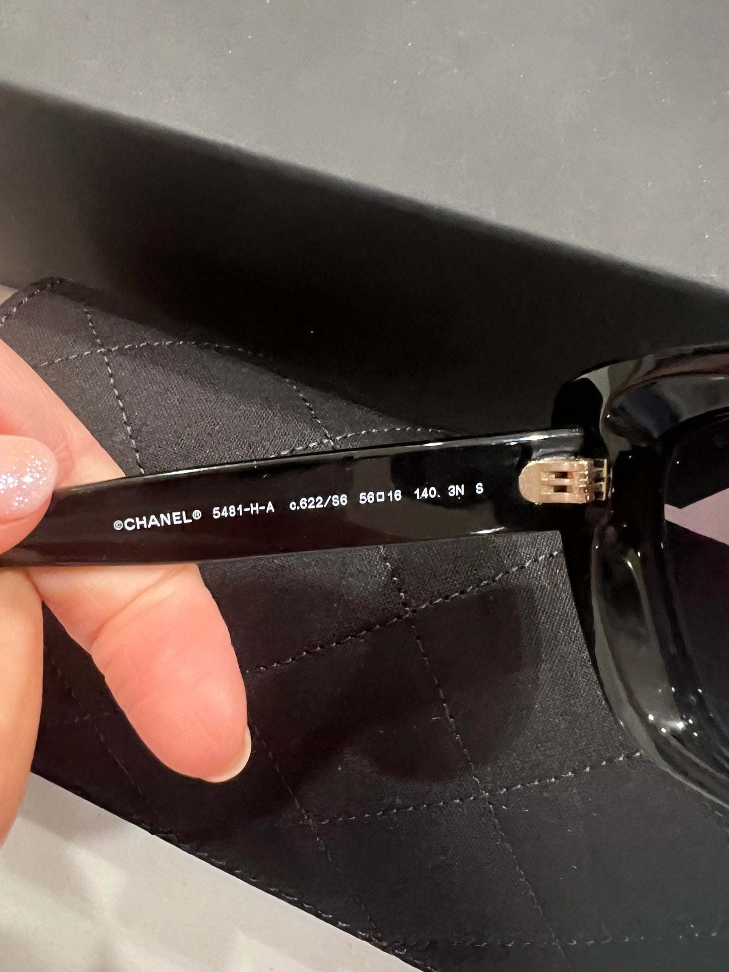 CHANEL Acetate Pearl Cat Eye CC Sunglasses