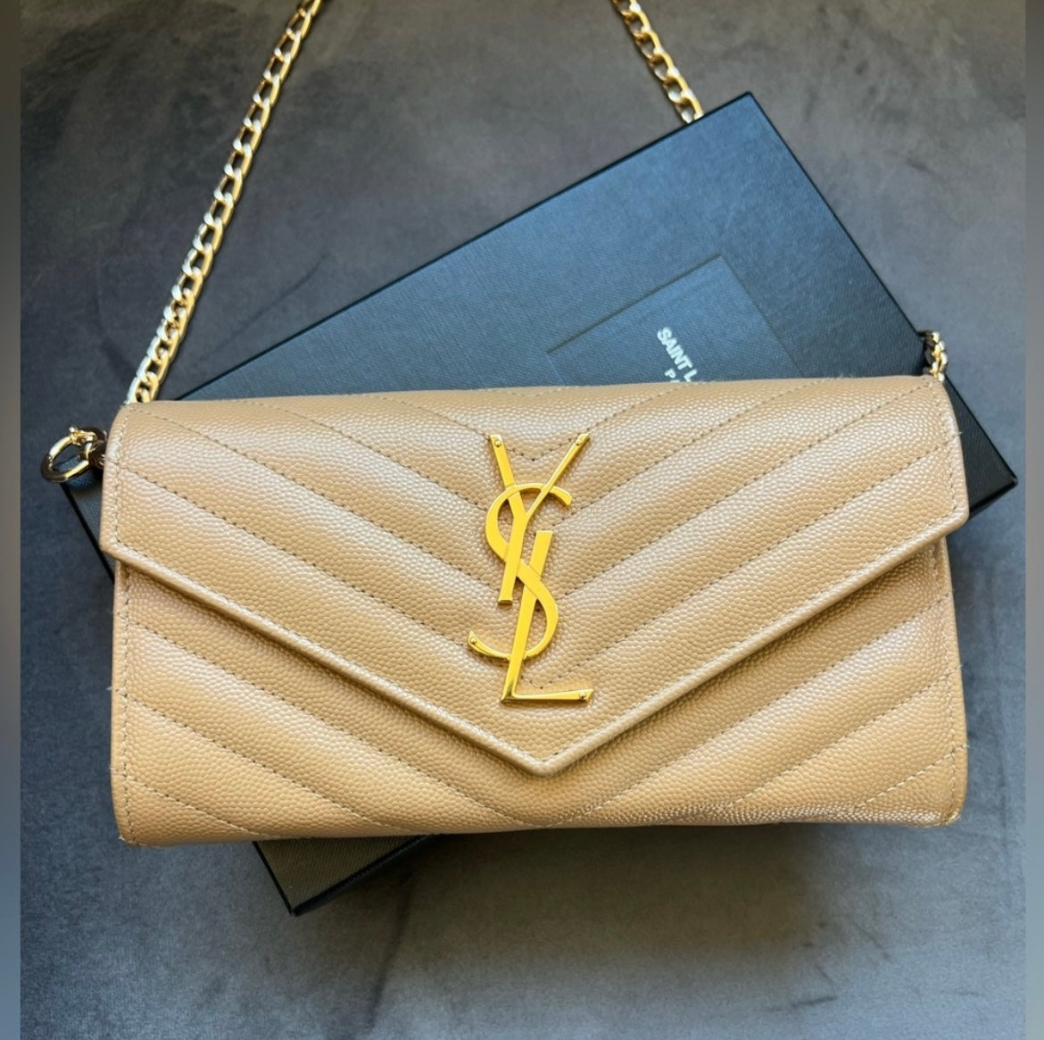 Beige YSL cassandre wallet on chain