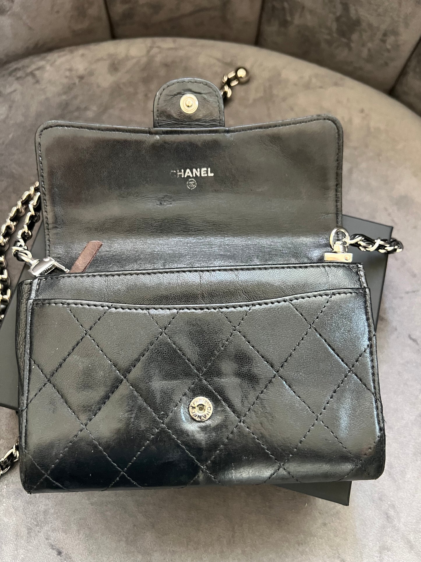 CHANEL Matelasse gusseted flap wallet on chain