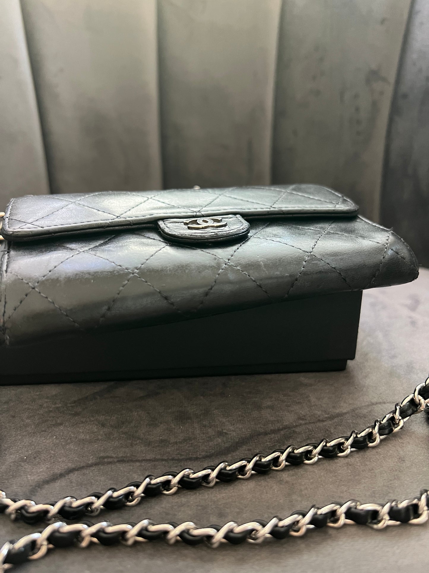 CHANEL Matelasse gusseted flap wallet on chain