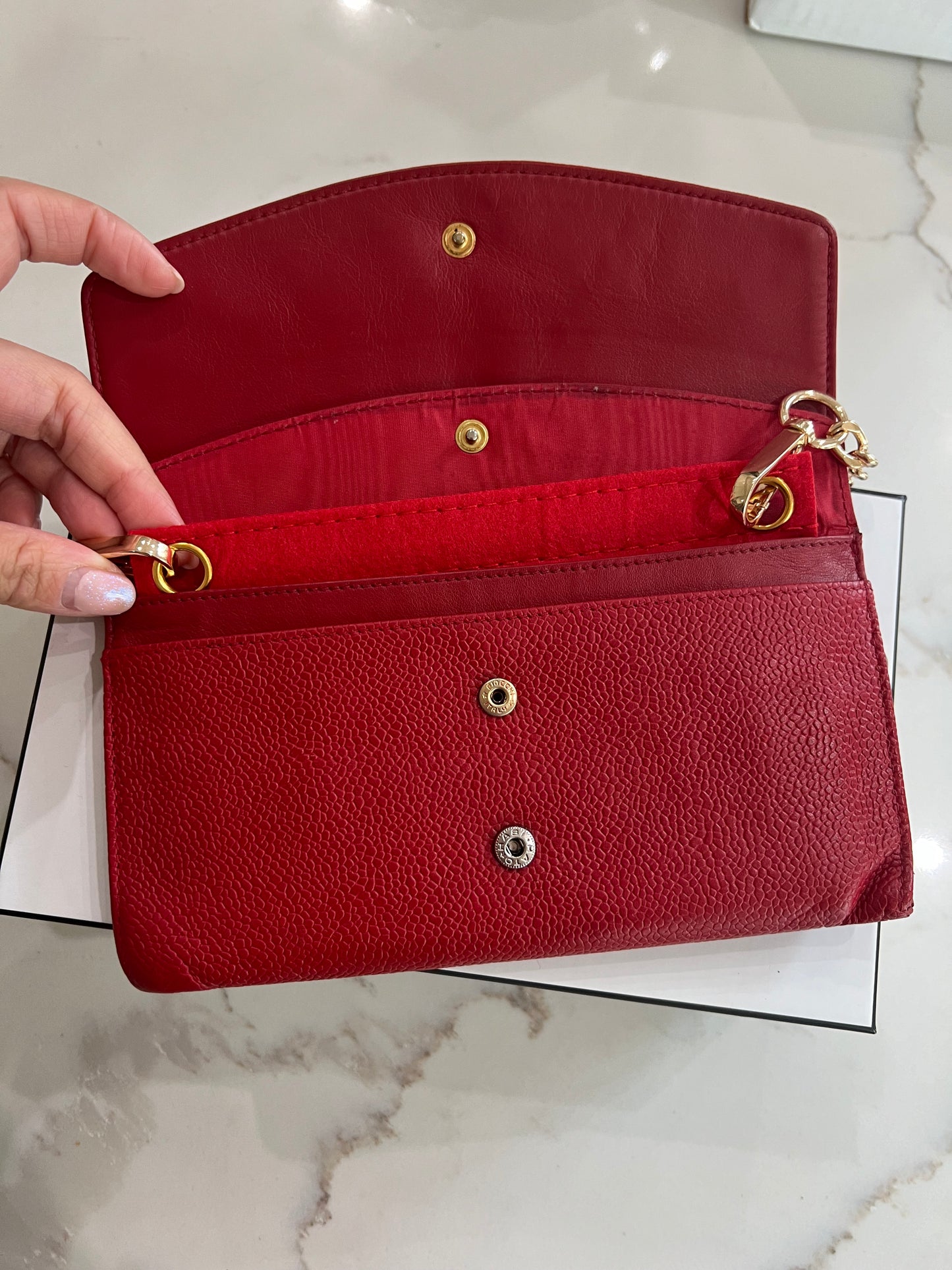 Chanel Caviar Red wallet on chain