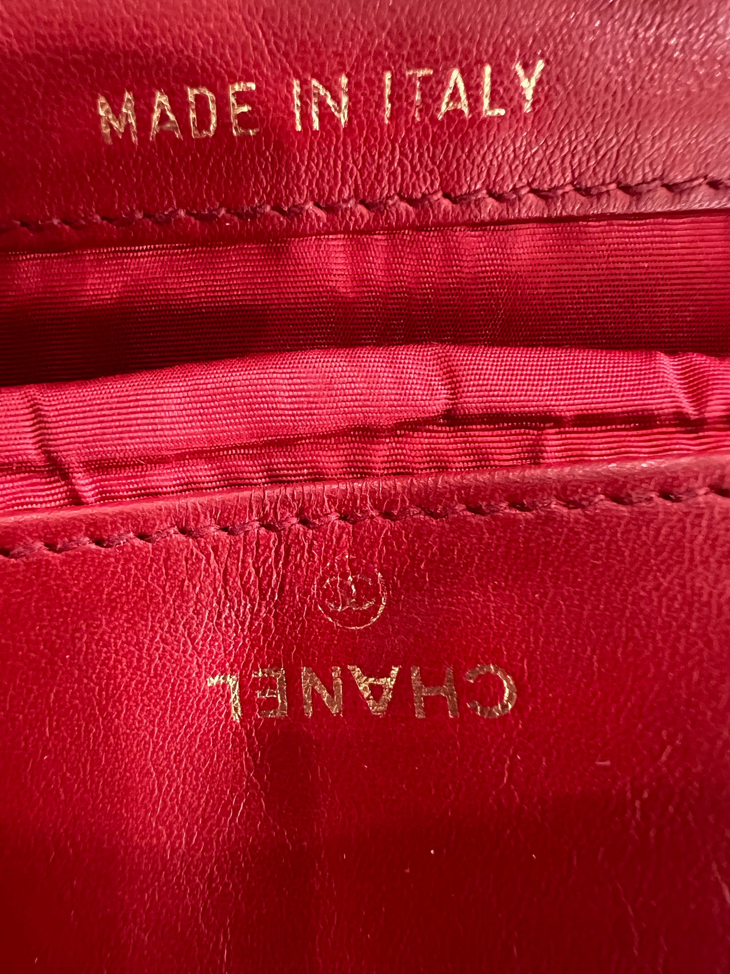 Chanel Caviar Red wallet on chain
