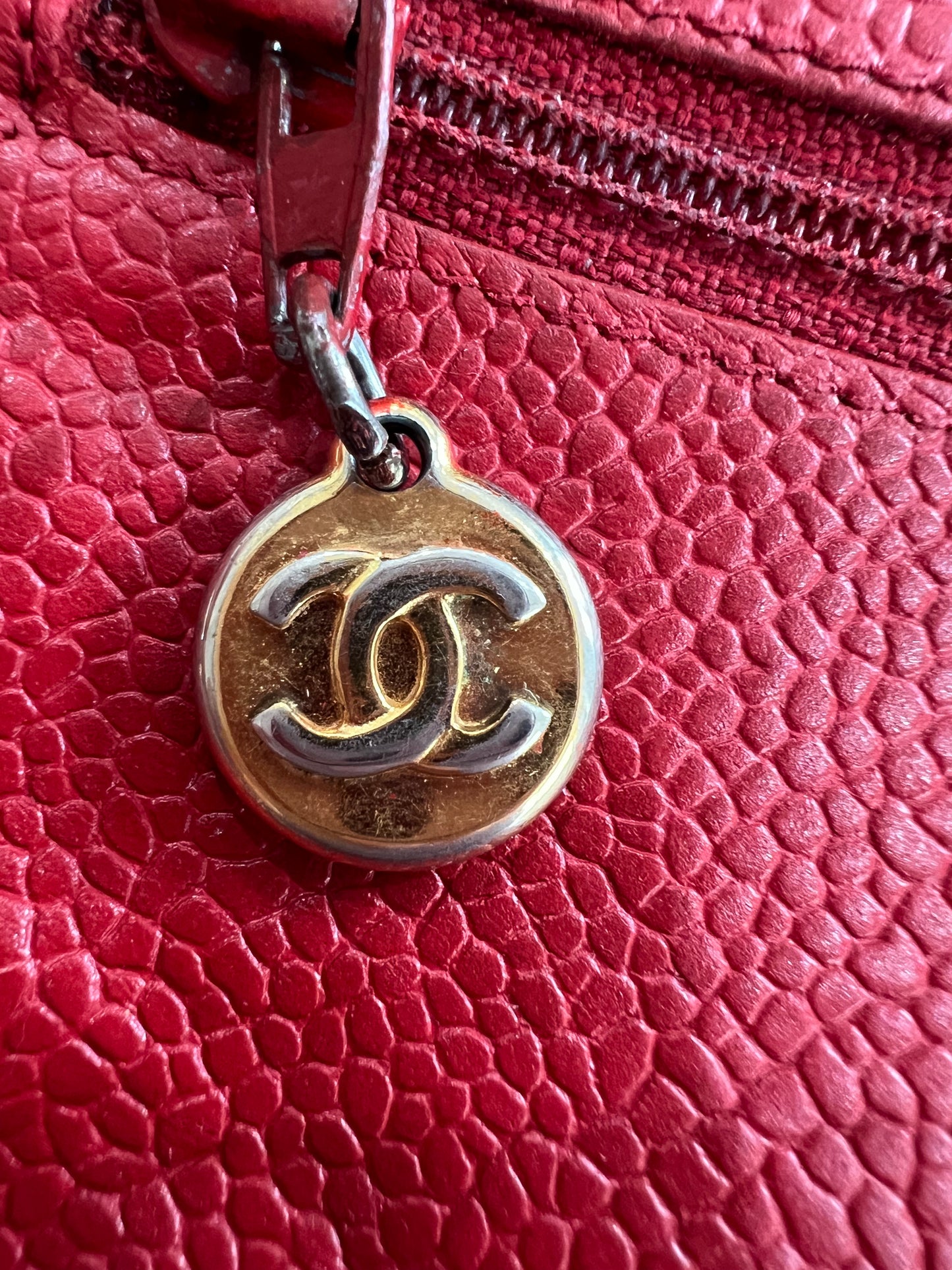 Chanel Caviar Red wallet on chain