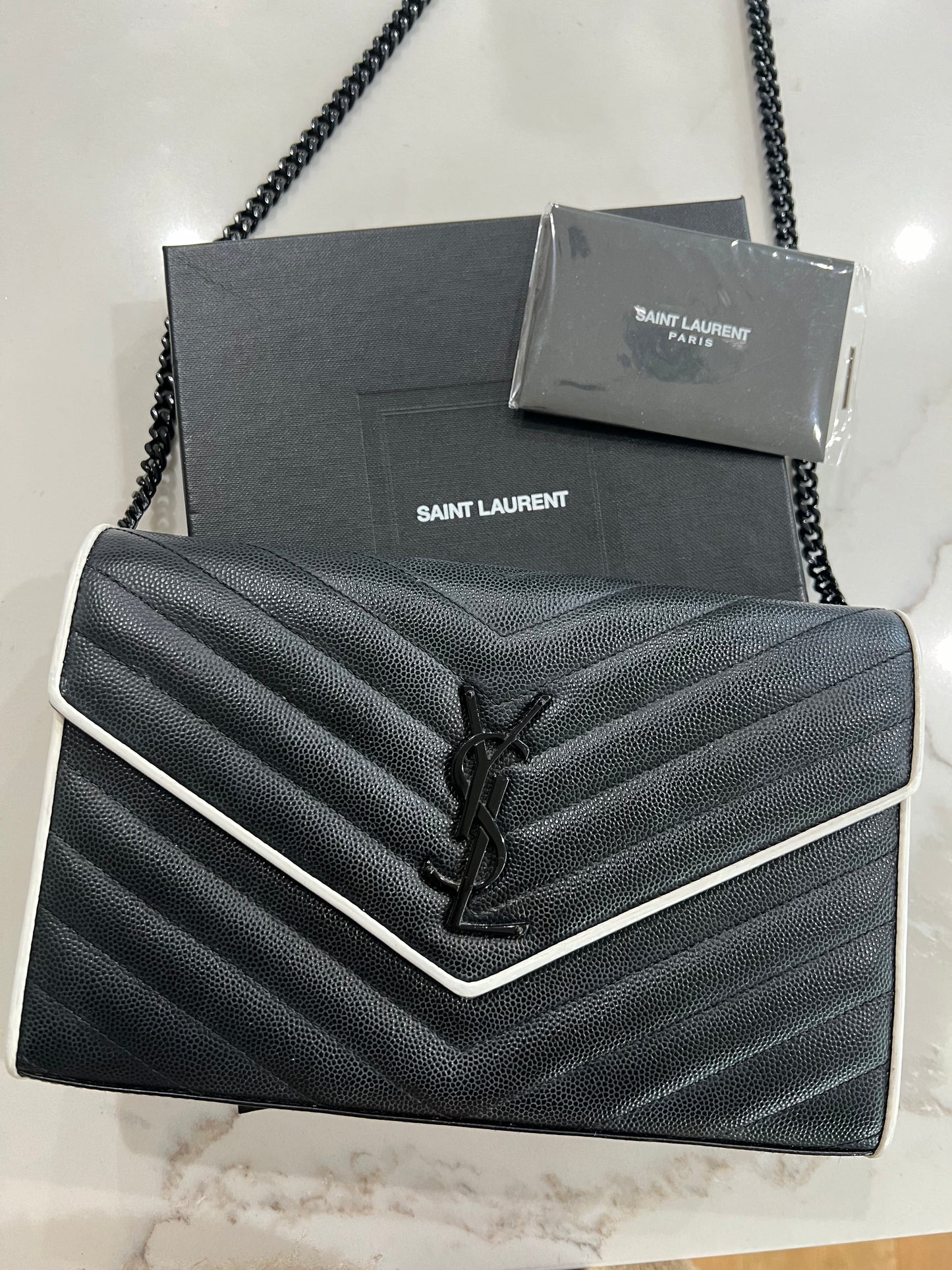 Monogramme Large YSL Grain de Poudre Wallet on Chain