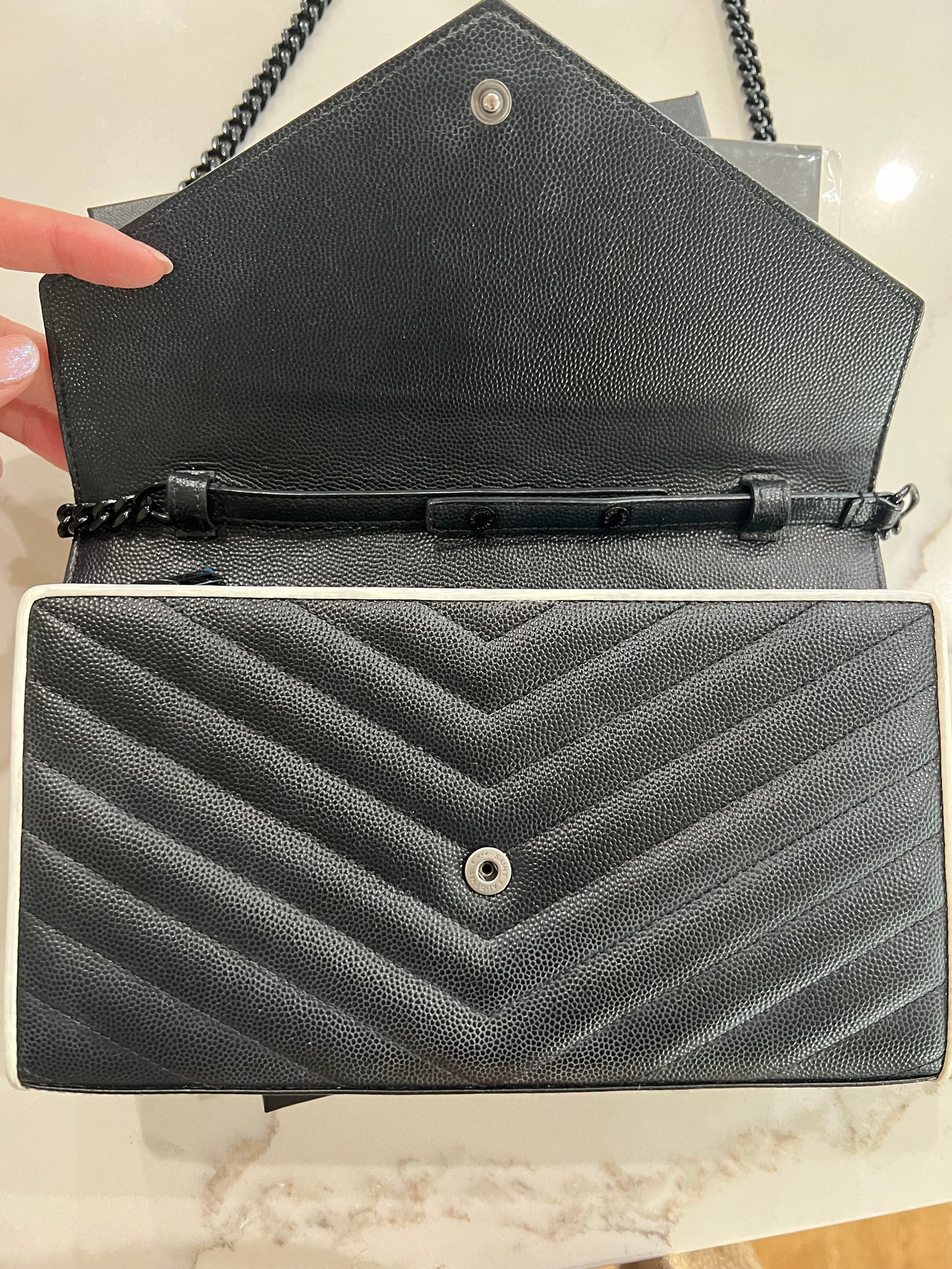 Monogramme Large YSL Grain de Poudre Wallet on Chain