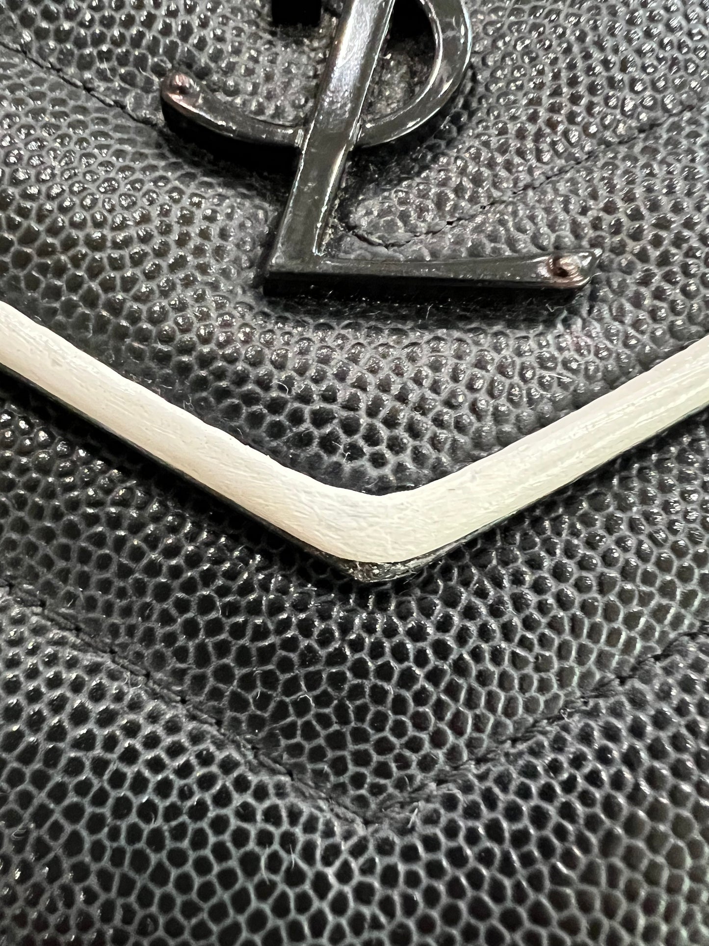 Monogramme Large YSL Grain de Poudre Wallet on Chain