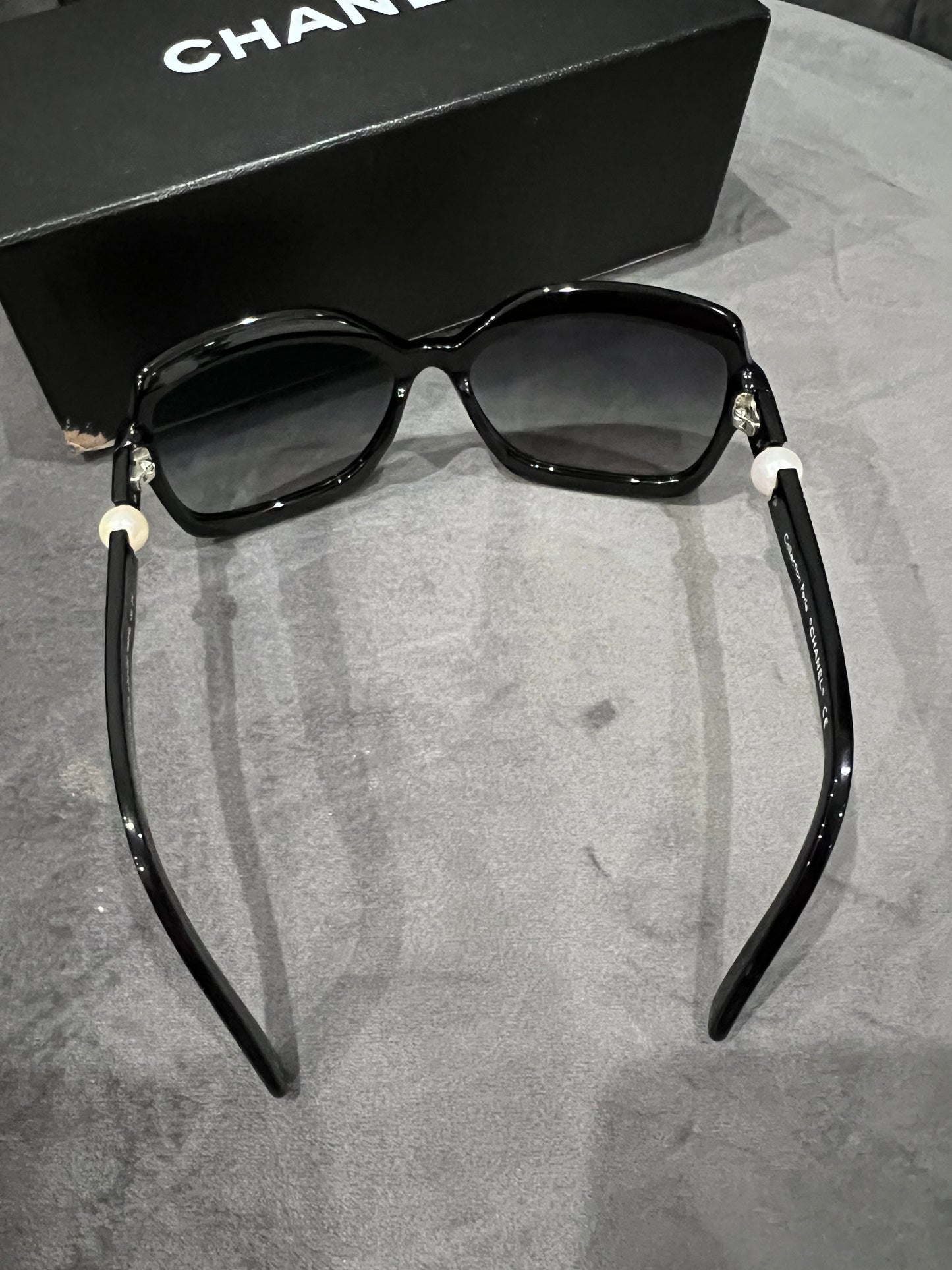 Chanel Pearl Sunglasses 5132-H Black