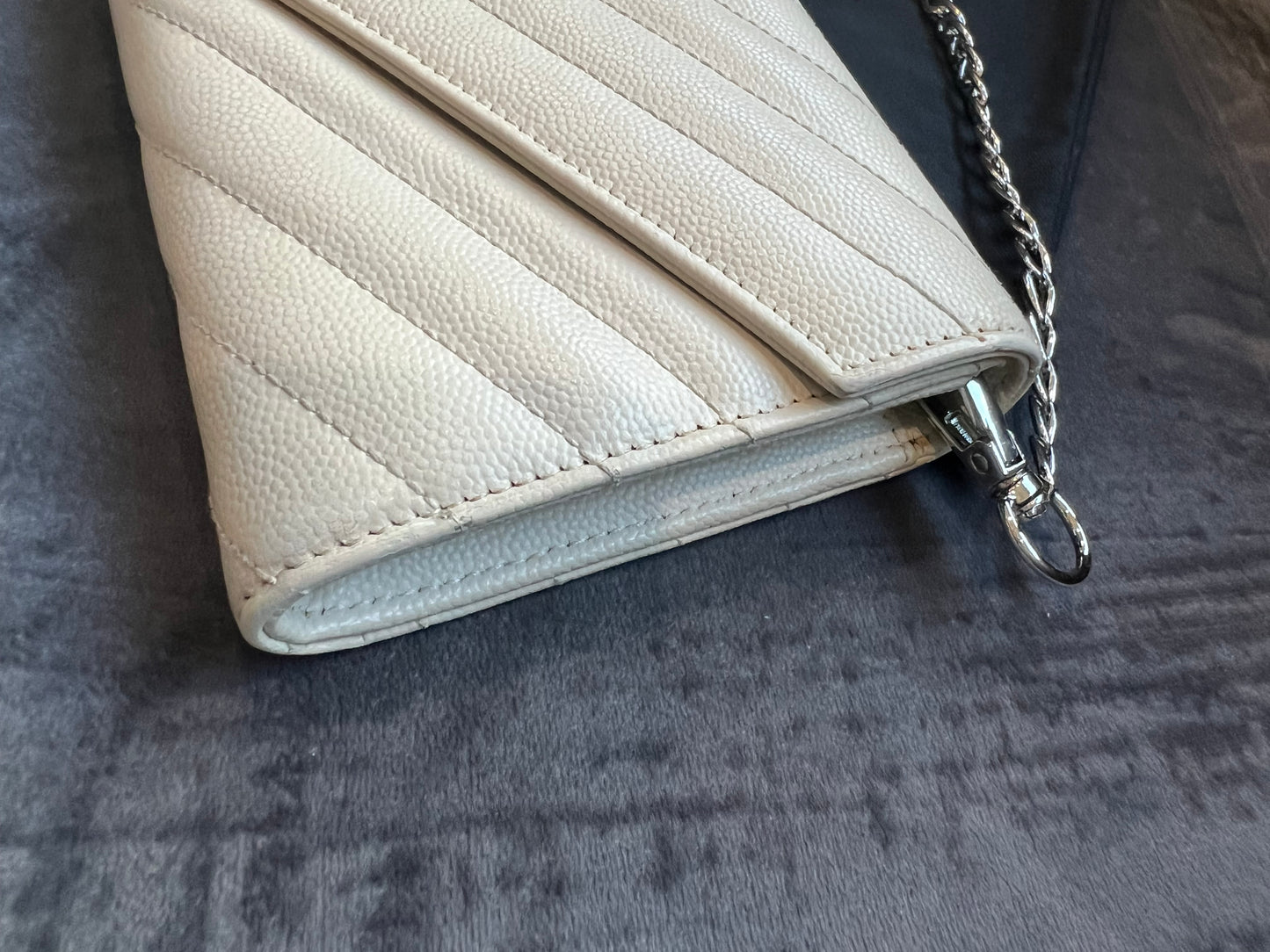 YSL Cassandre cream wallet on chain