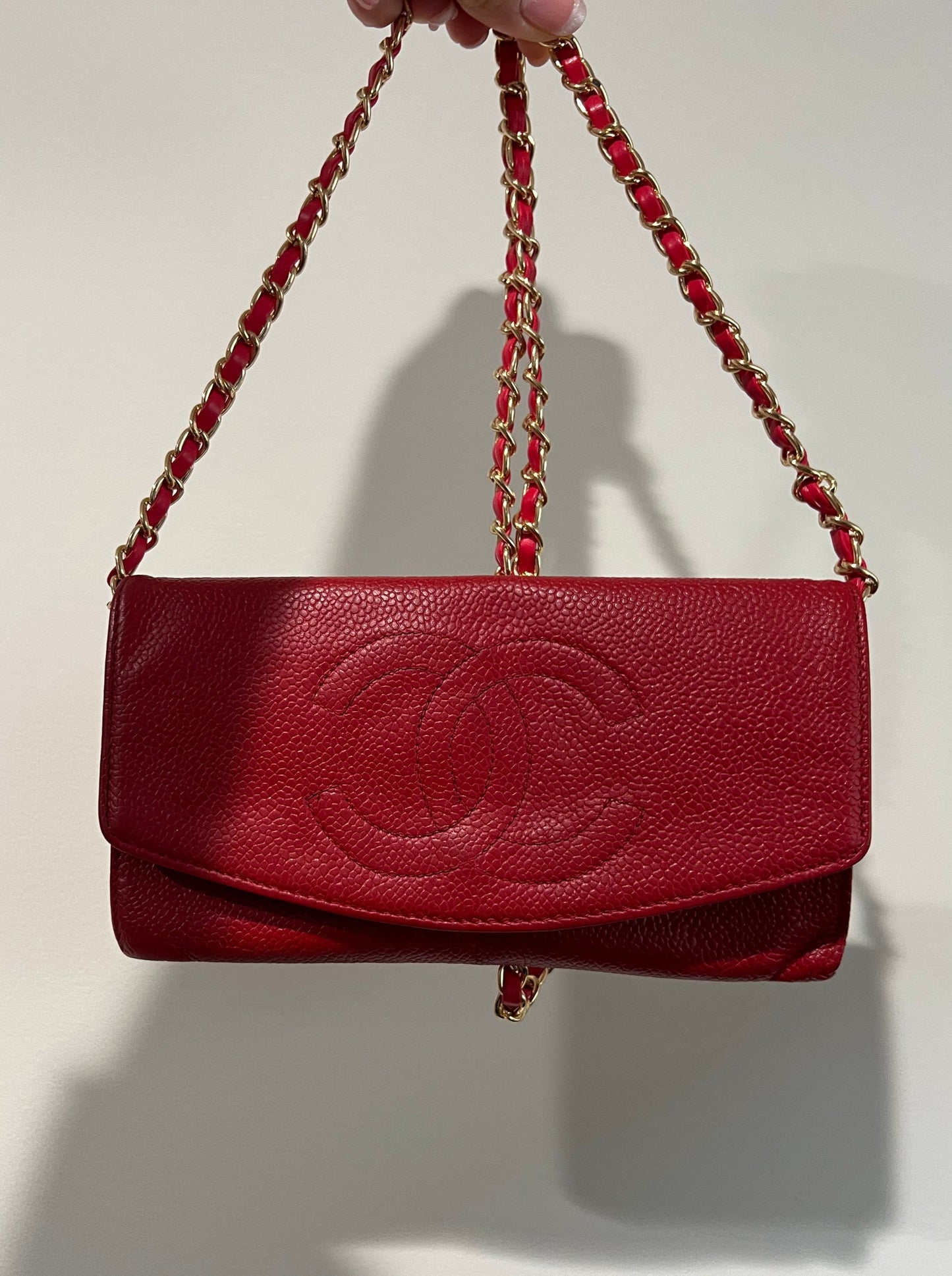 Chanel Caviar Red wallet on chain