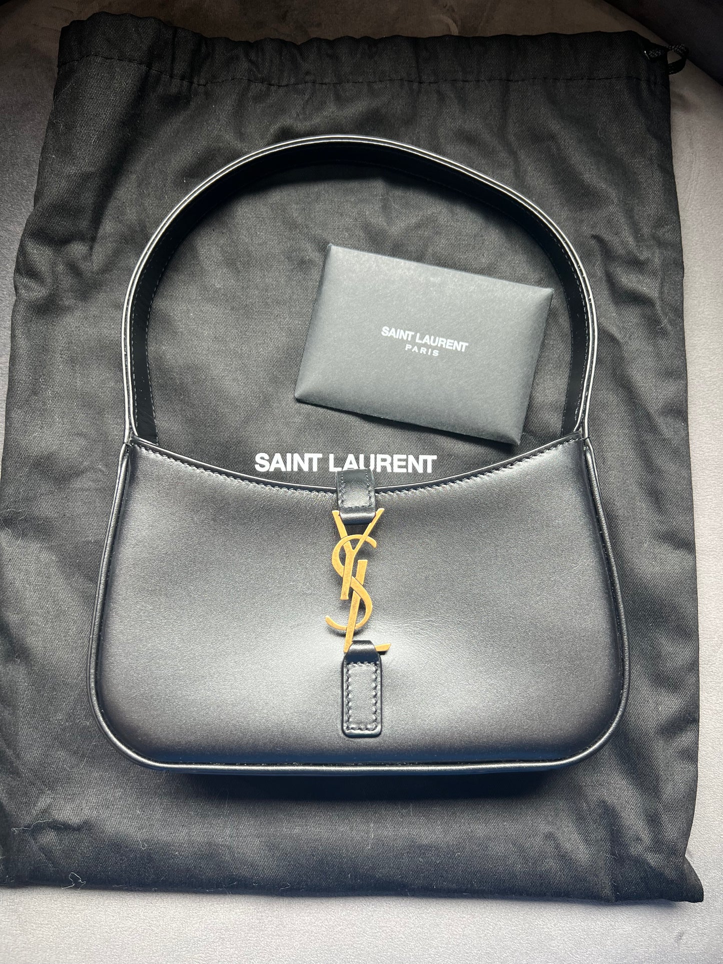 Yves Saint Laurent Le 5 A 7 Hobo Bag