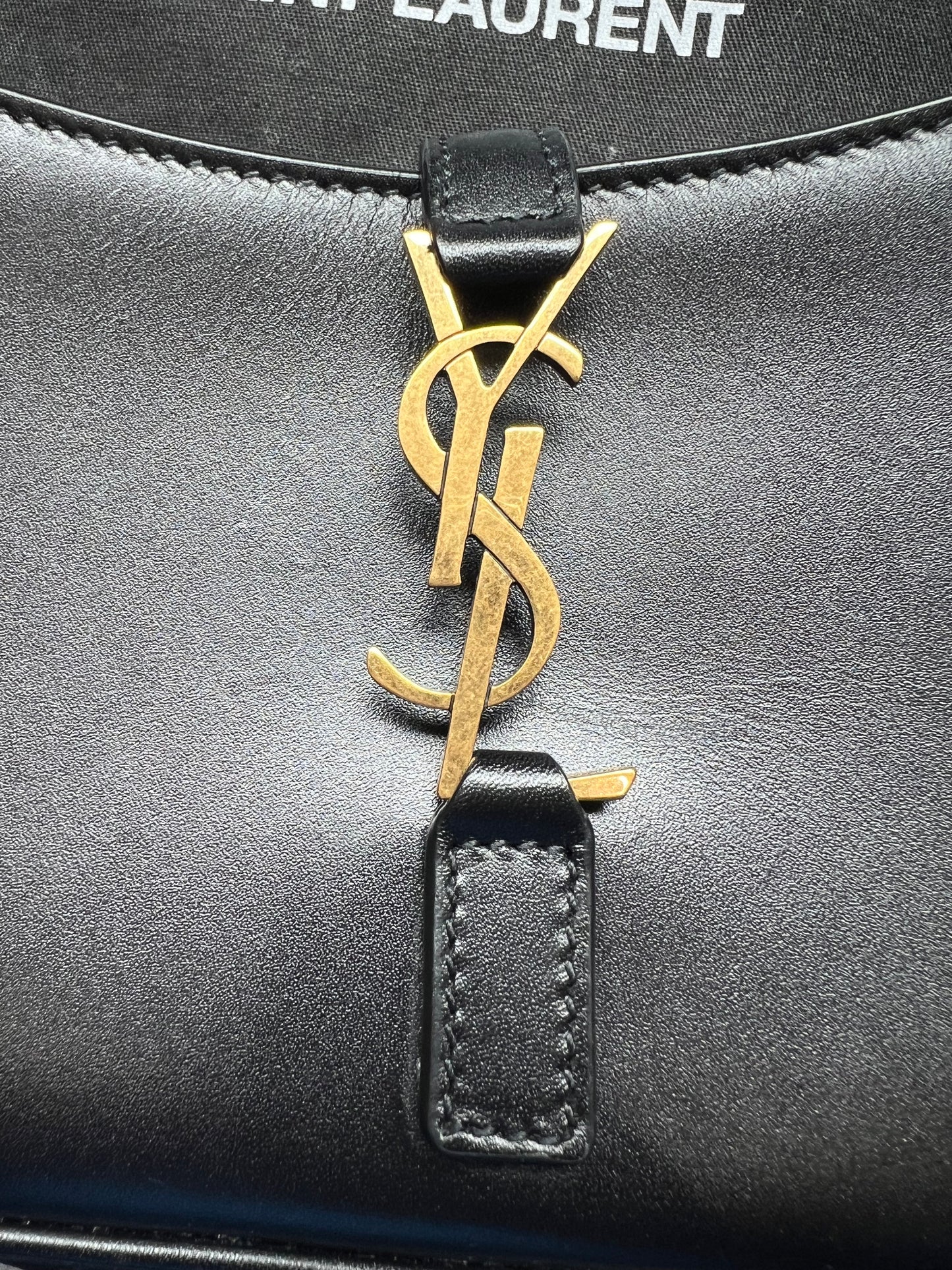 Yves Saint Laurent Le 5 A 7 Hobo Bag