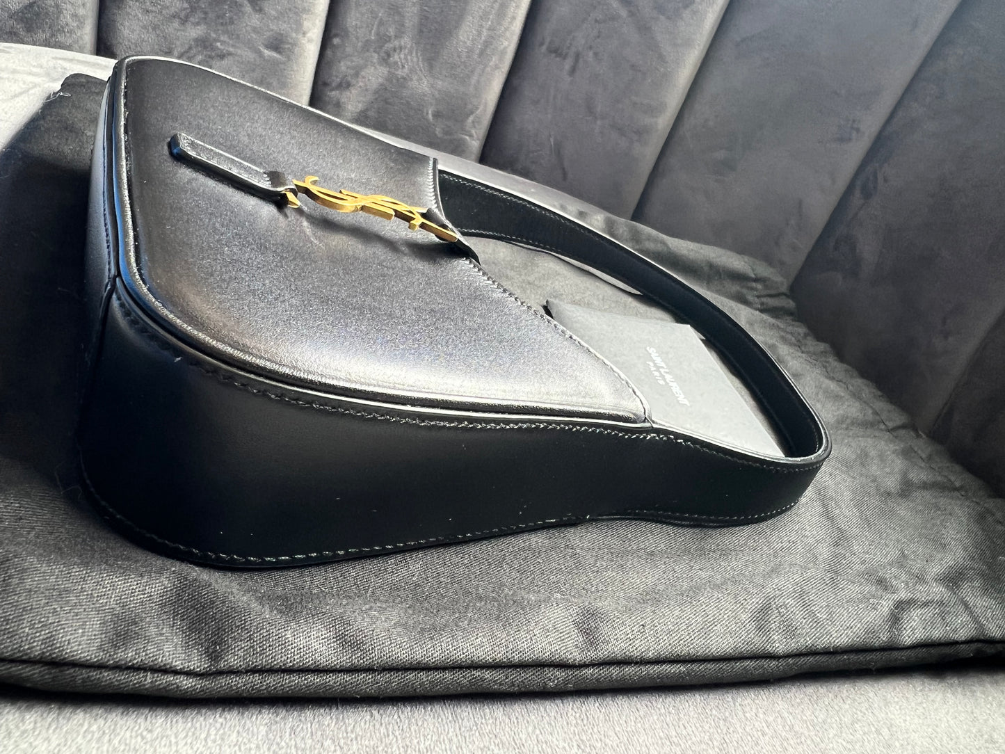Yves Saint Laurent Le 5 A 7 Hobo Bag