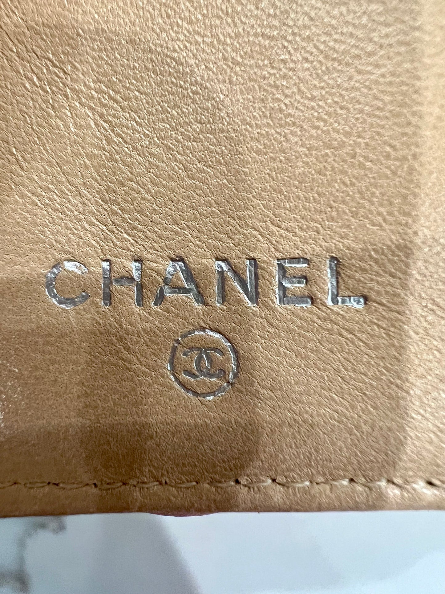 Chanel timeless classic wallet on chain