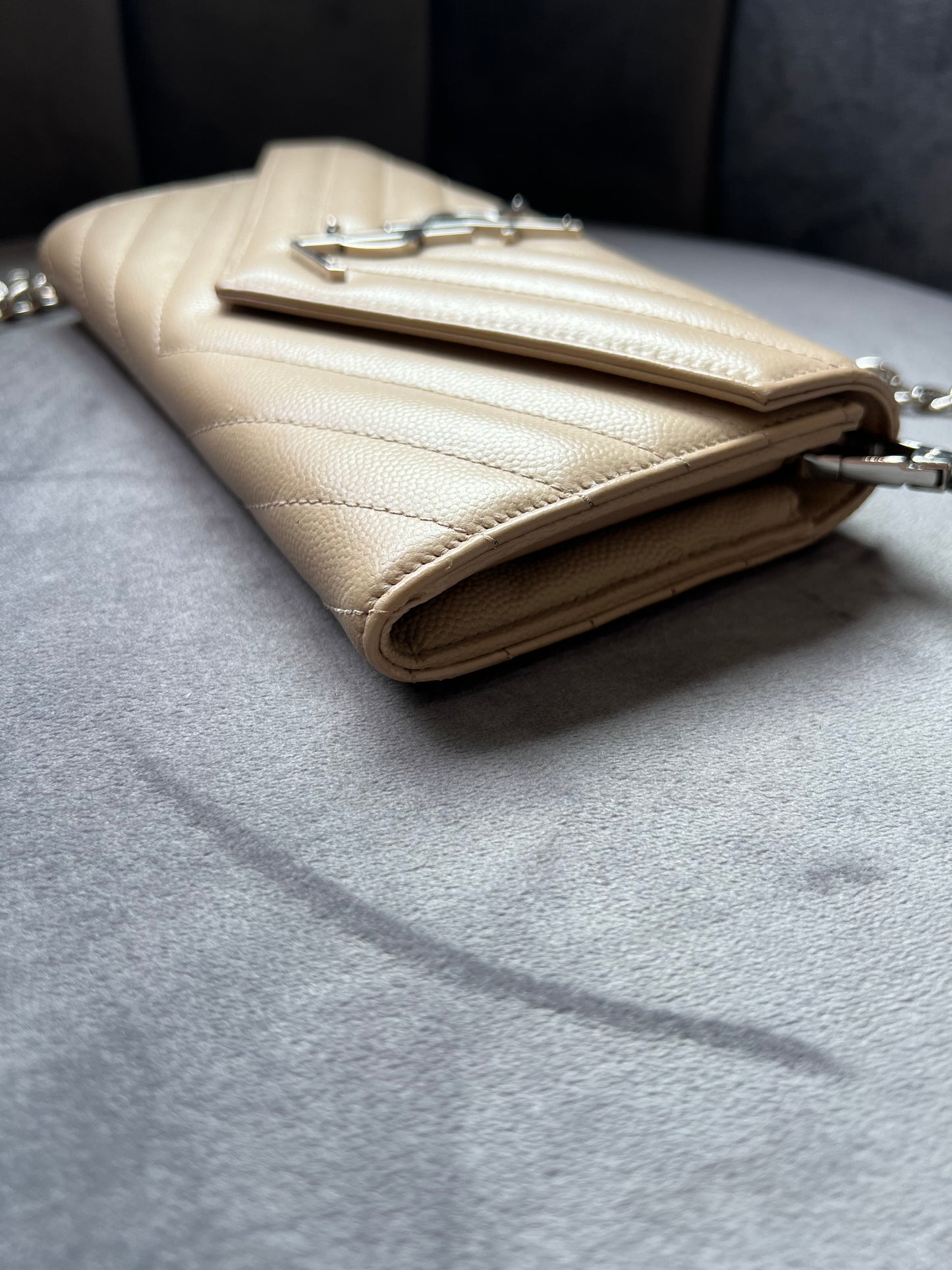 Beige YSL cassandre wallet on chain
