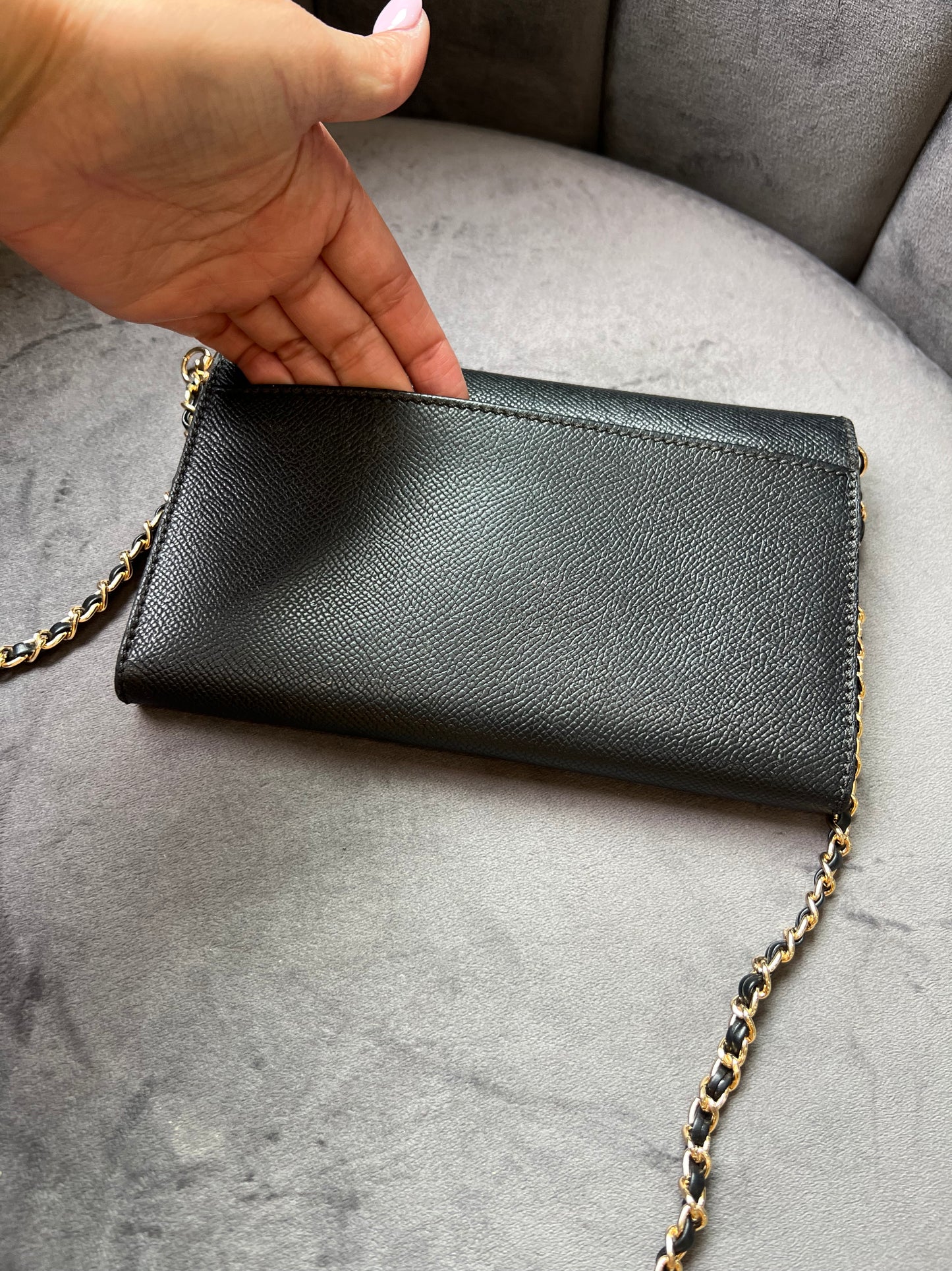 Chanel caviar black wallet on chain