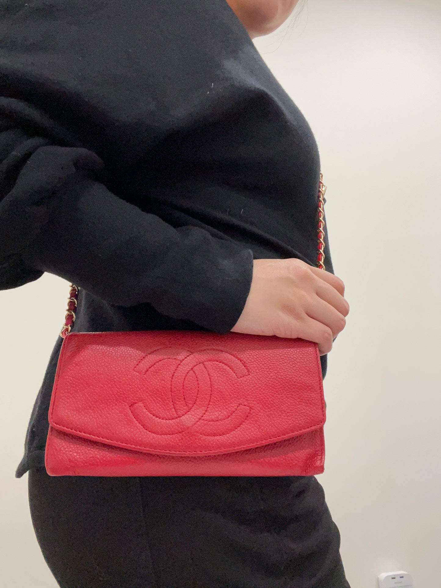 Chanel Caviar Red wallet on chain
