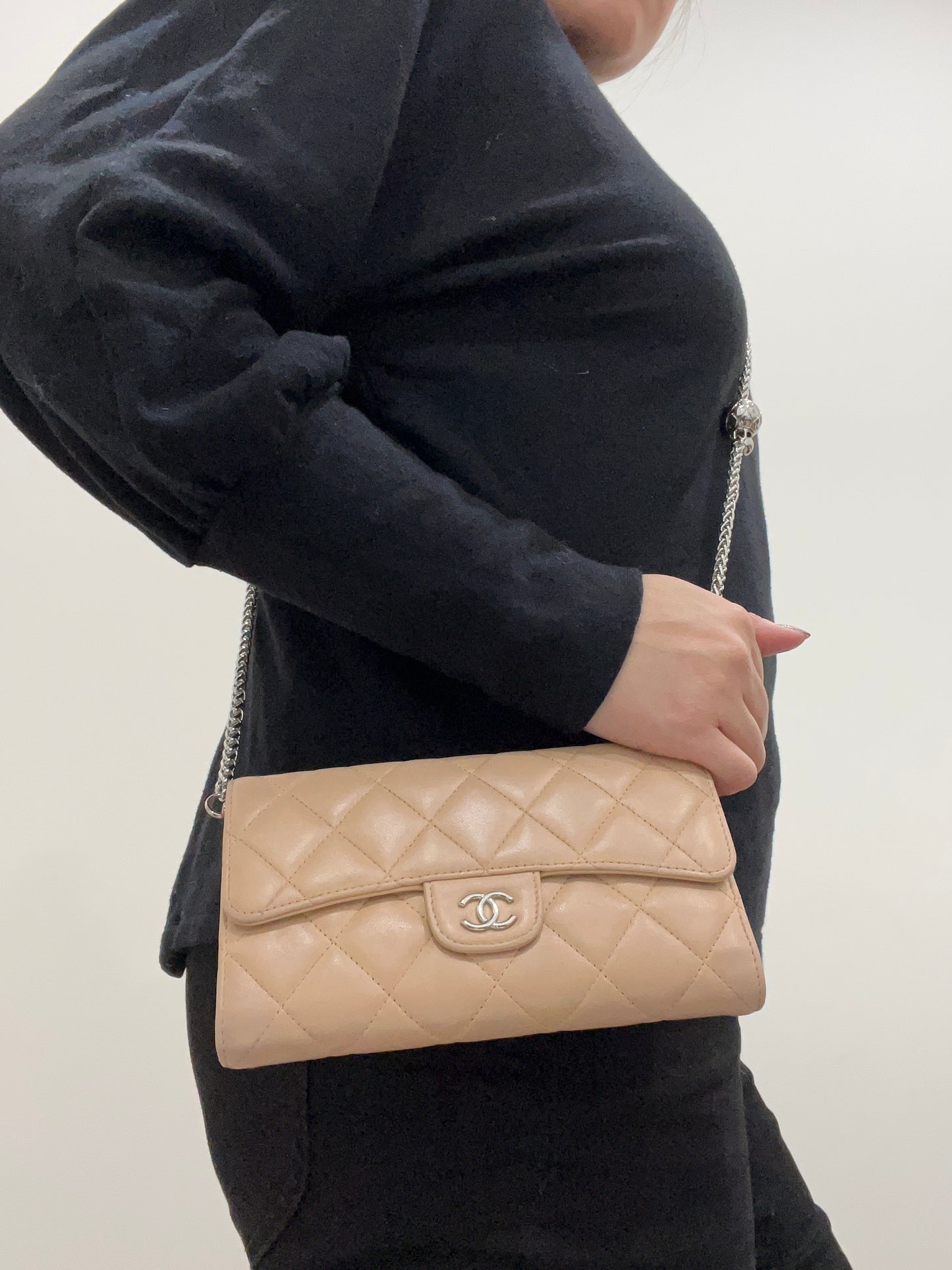 Chanel timeless classic wallet on chain