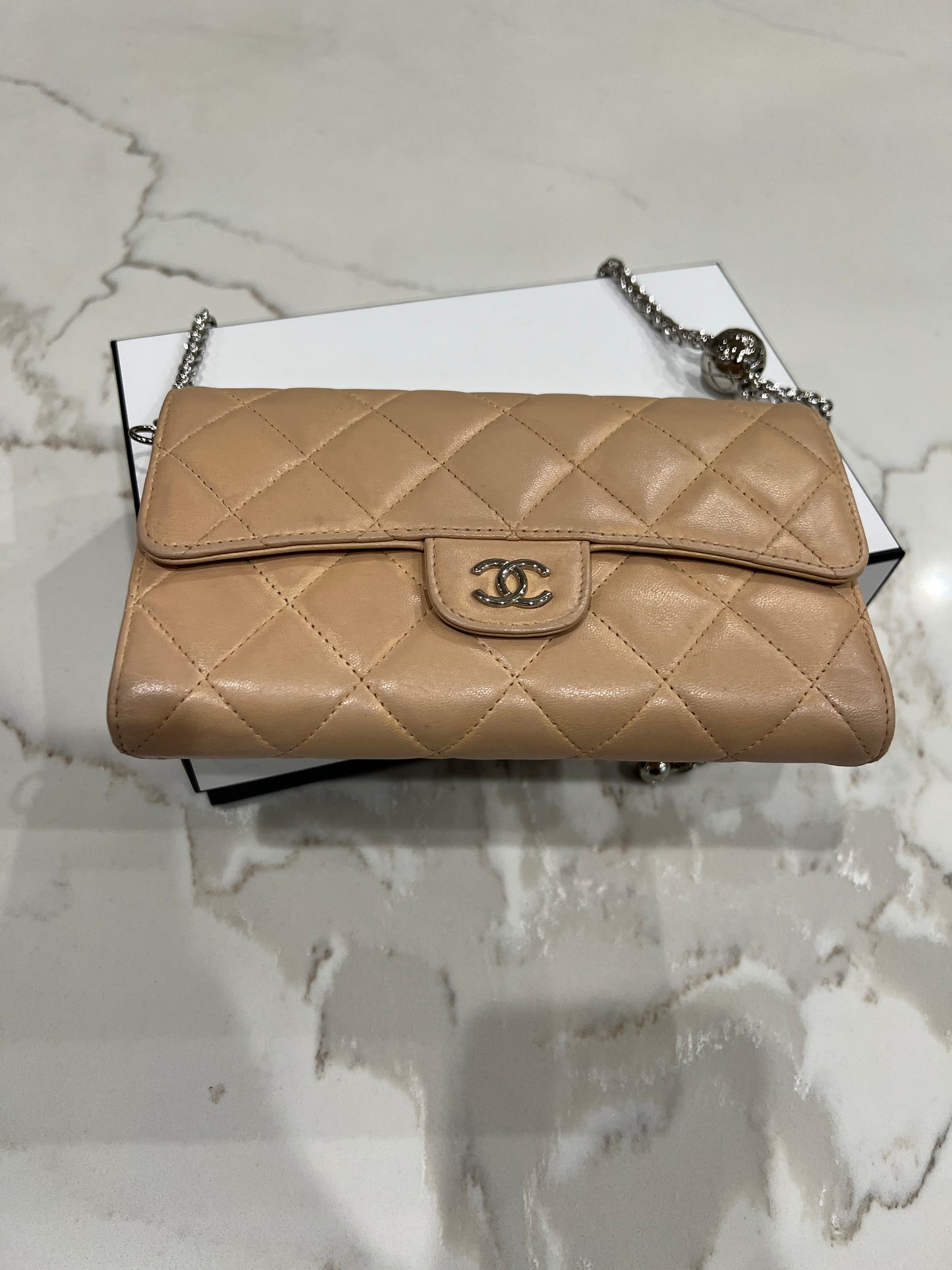 Chanel timeless classic wallet on chain