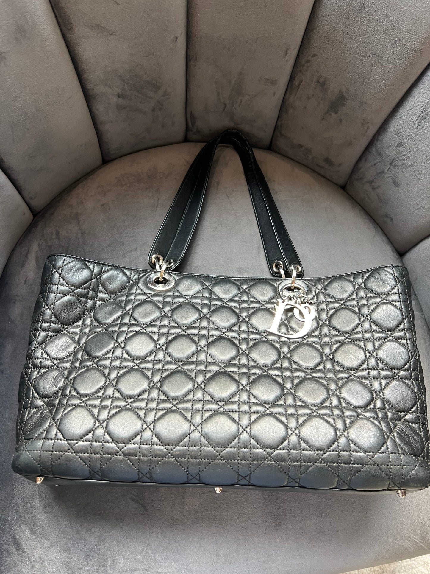 Lady Dior Cannage shopping tote lambskin black