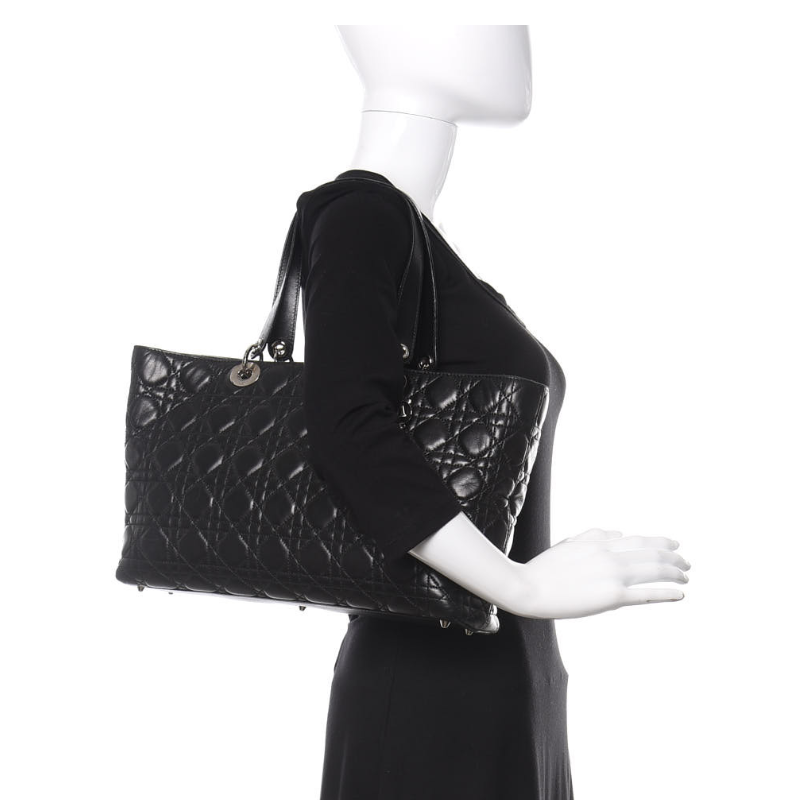 Lady Dior Cannage shopping tote lambskin black