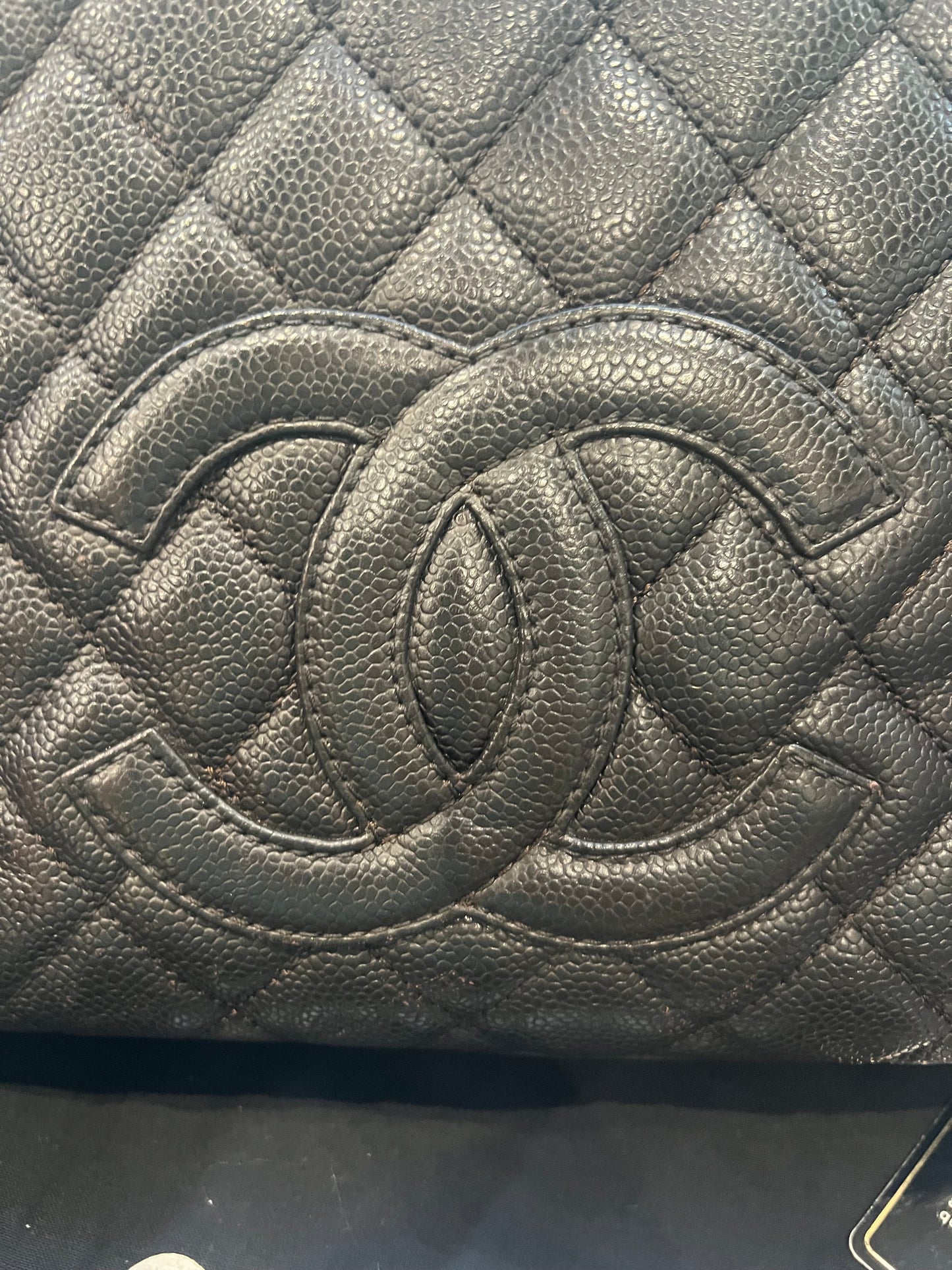 CHANEL Petite Shopping Tote