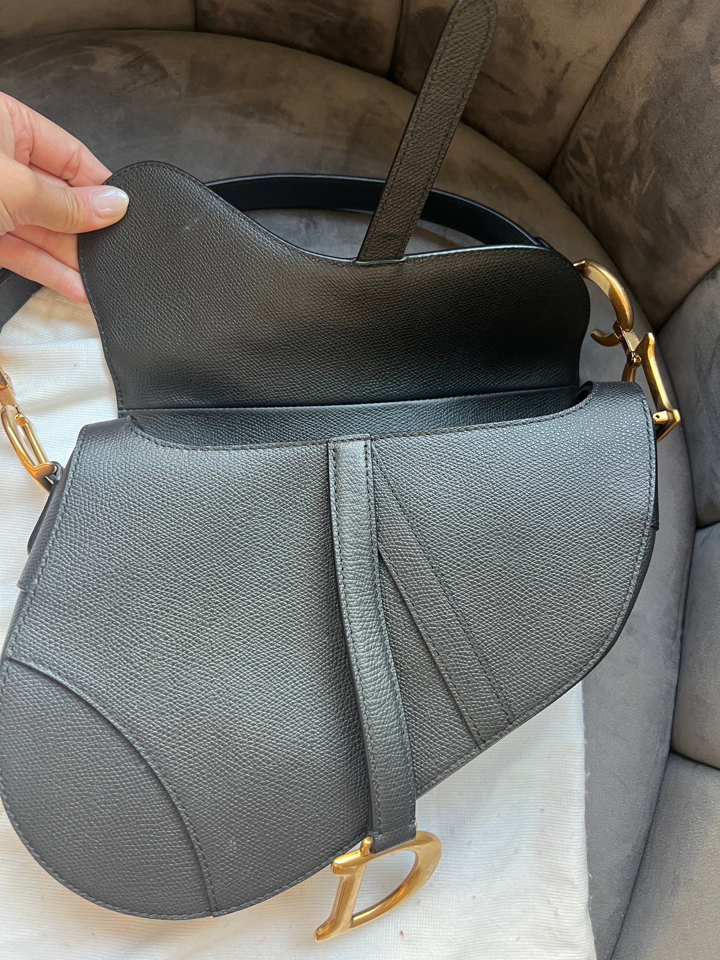 Dior Saddle Shoulder Bag Medium Grained black leather