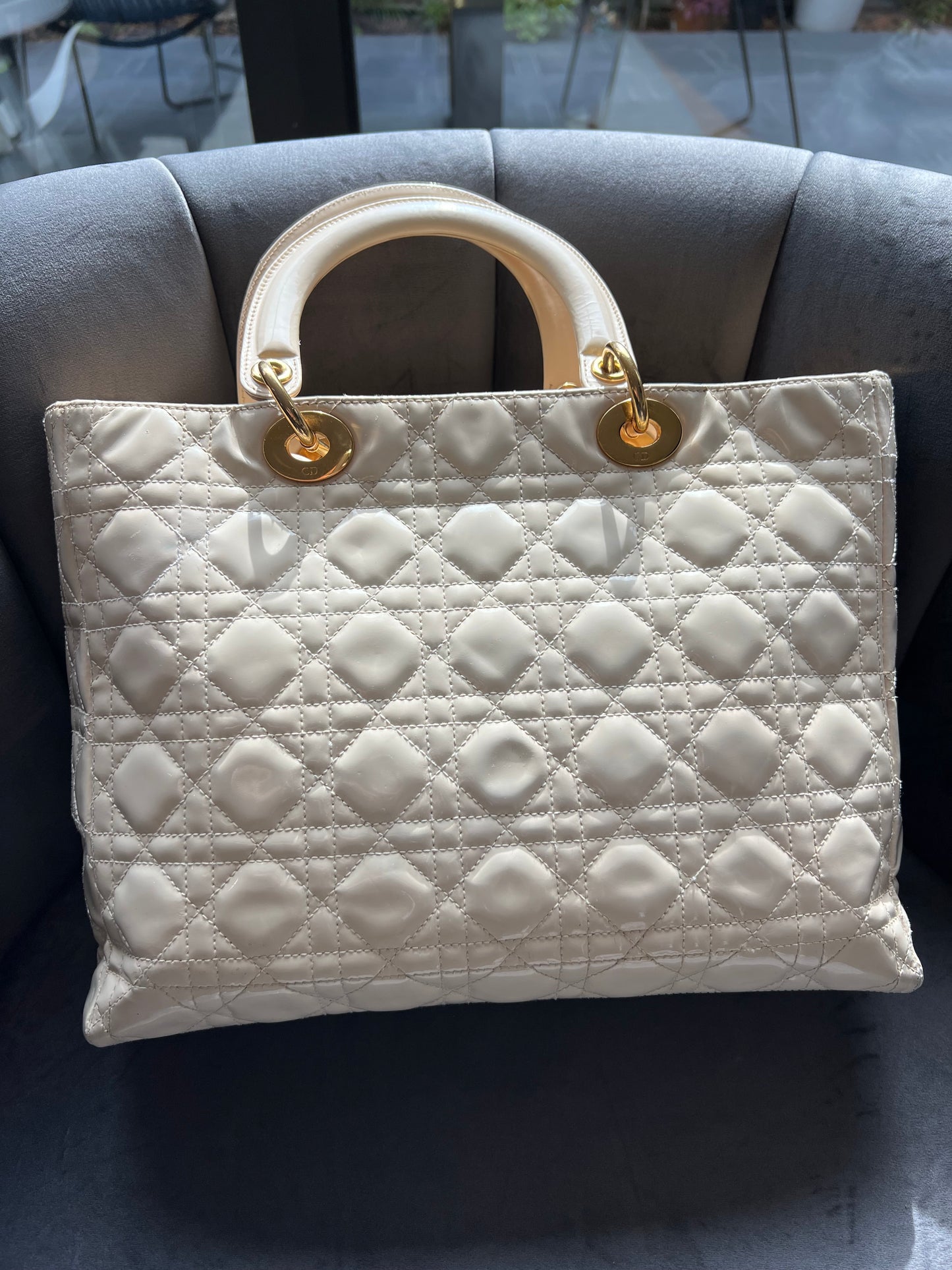 CHRISTIAN DIOR Patent Cannage Large Lady Dior Ivory