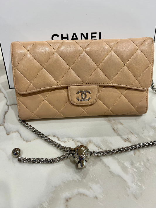 Chanel timeless classic wallet on chain