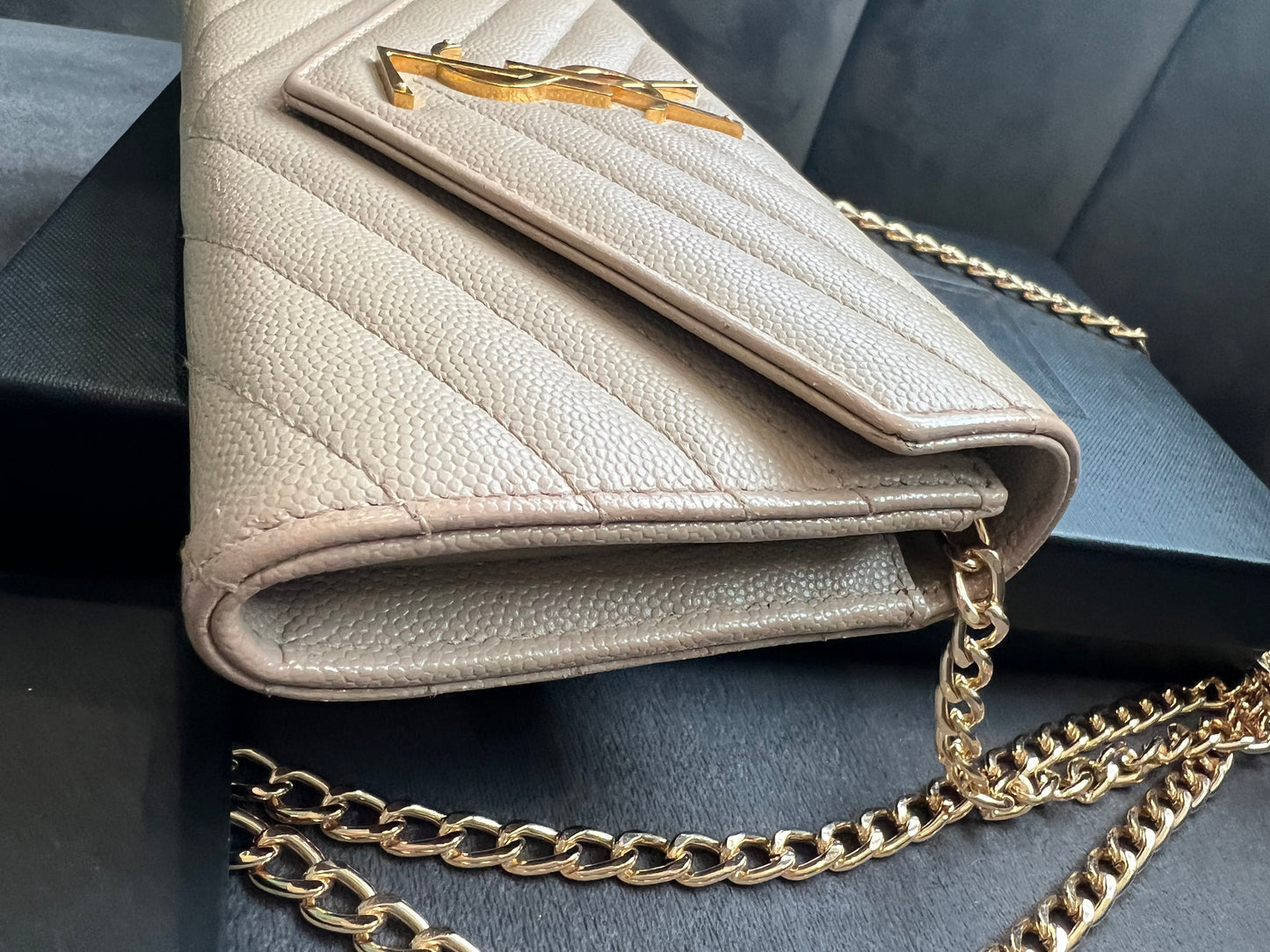 Beige YSL cassandre wallet on chain