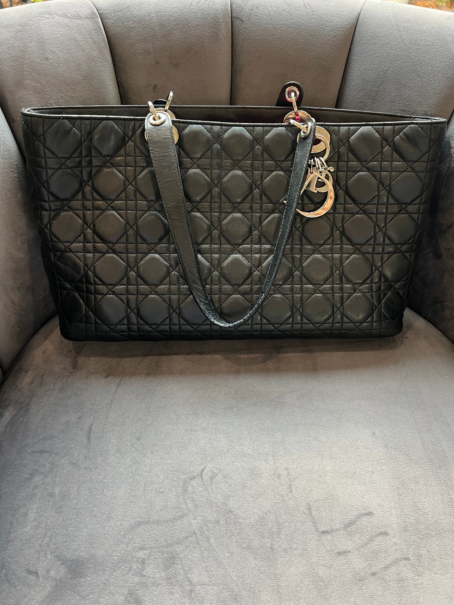 Lady Dior Cannage shopping tote lambskin black
